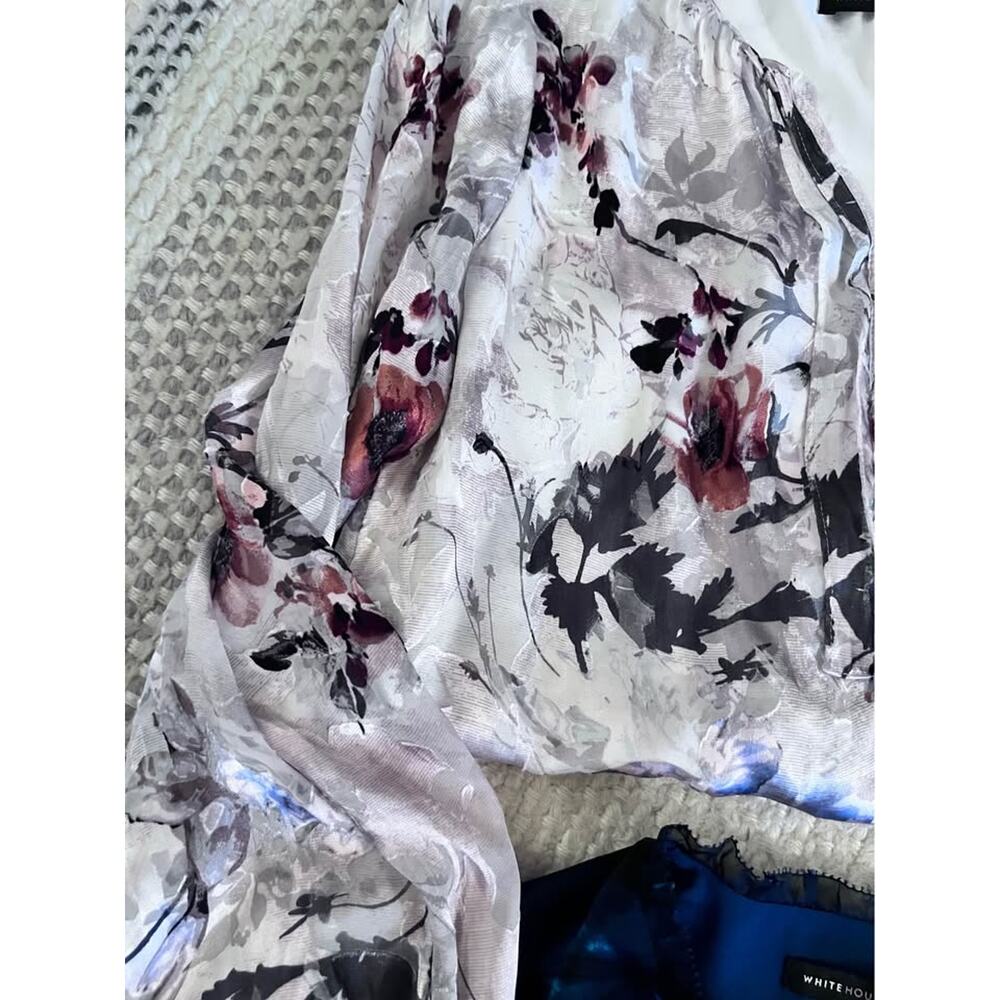 White House Black Market Tops Blouses Dark Floral Ruffles Polo XS 4 6 Office - Picture 2 of 10